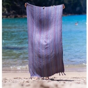 teema The Navy Labyrinth Blue 100% Turkish Cotton Woven Beach Towel Fast-drying